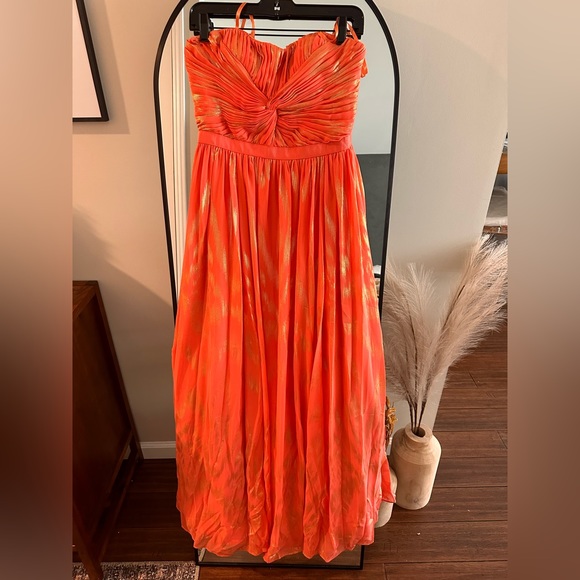 Strapless Sweetheart Evening Dress - Picture 1 of 3